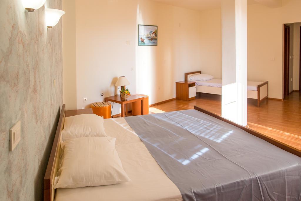 Residence Bella Budva Kamer foto