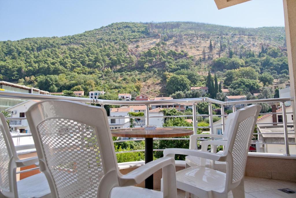 Residence Bella Budva Buitenkant foto